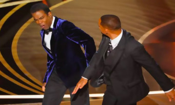 Will Smith frappe Chris Rock en direct pendant la cérémonie des Oscars