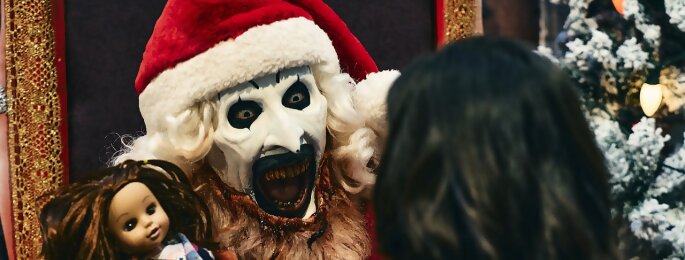 Terrifier 3 : tu ne verras rien de plus méchant et vicieux cette année - critique qui salit Noël