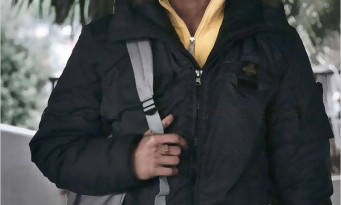 Ali a les yeux bleus